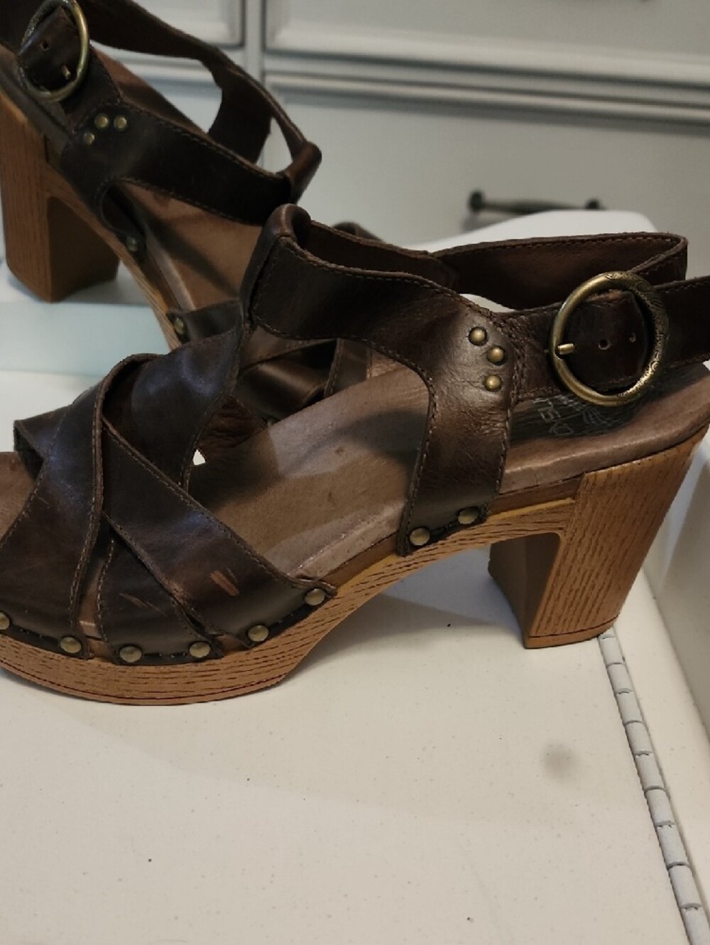 Dansko Brown Leather Cross-Strap Ankle Buckle Sandals - Picture 3 of 5